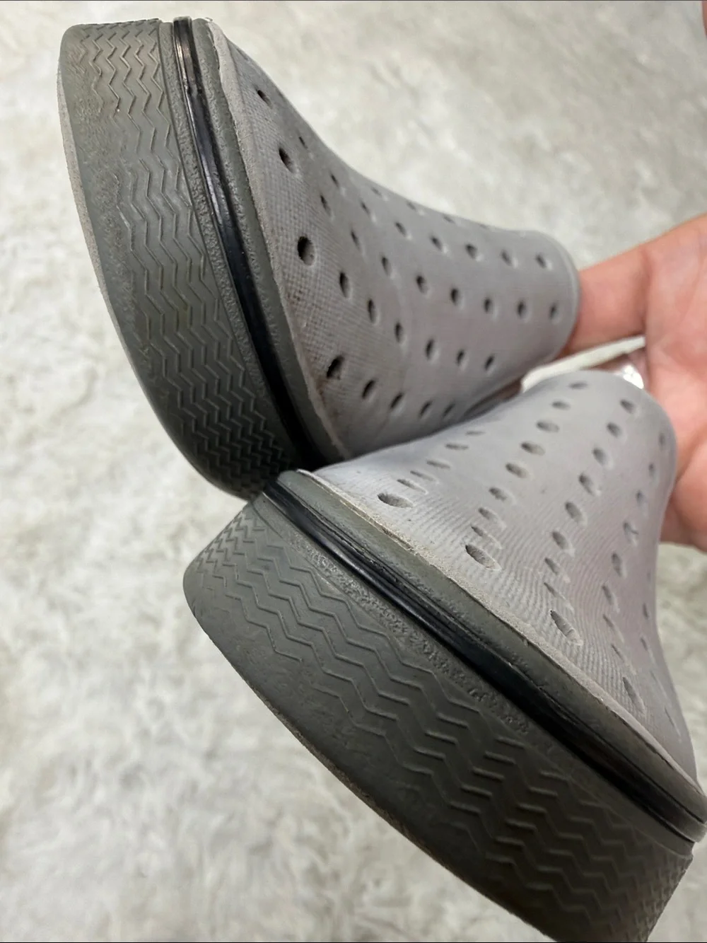 Native Miles Slip On Sneaker Water Shoes C10 Child Little Kid Boy Gray Summer